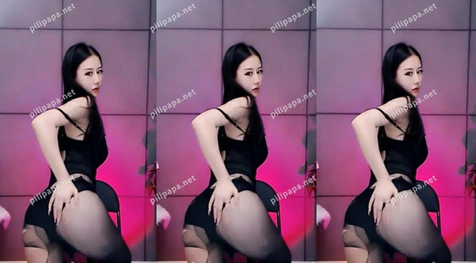 虎牙诗曼定制黑丝慢摇热舞视频，情趣装贴身扭动太上头[1V/242M]