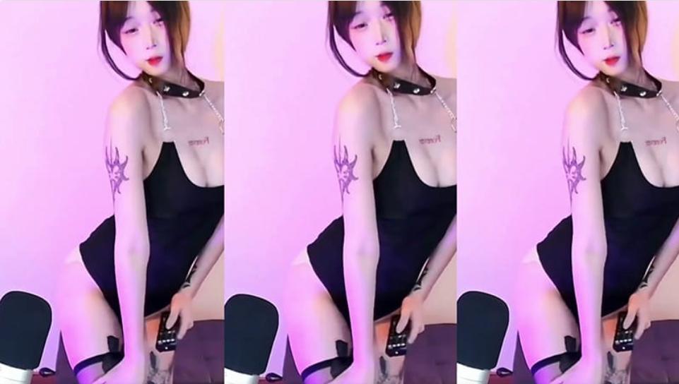 网易cc樱奈泳装黑丝定制热舞视频：黑吊带贴身勒腰，4分钟全程视觉暴击
