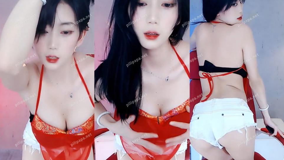 虎牙小念老师定制热舞视频，肚兜+透视装舞姿太敢了[2V/982.1 MB]