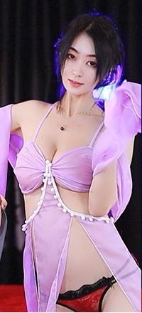 网易CC珊珊土豪千元定制紫纱开衩+红丁字情趣热舞视频[3分27秒]