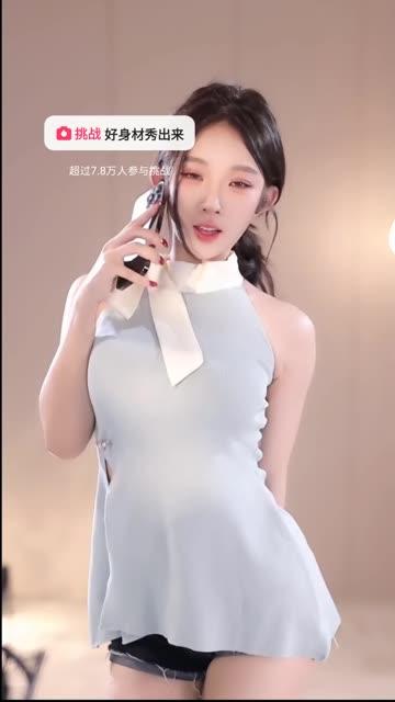 斗鱼辣条条sss大摆锤舞蹈合集，最火辣条条摆锤合集下载