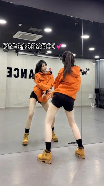 网易CC椰羊妹妹微博账号解析，她如何在微博展示舞蹈风采