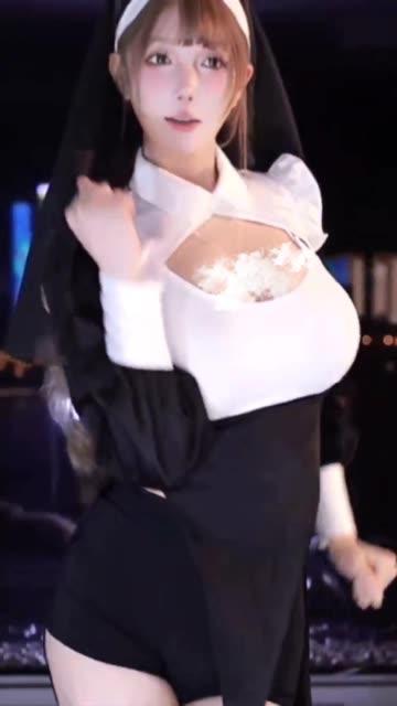 网易CC深田老师最新定制舞蹈内容，精彩不断更新