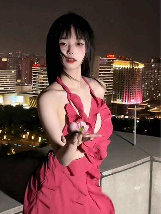 网易CC灰灰娜万元私人定制揭秘，高价背后的故事