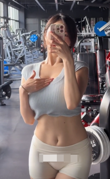 小玉吃果冻珍藏版什么梗?就是微密圈嘉宾专享帖吗? 小玉吃果冻珍藏版什么梗?就是微密圈嘉宾专享帖吗?