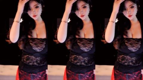 斗鱼小南南舞蹈风格分析，解析小南南在舞蹈中的表现与技巧