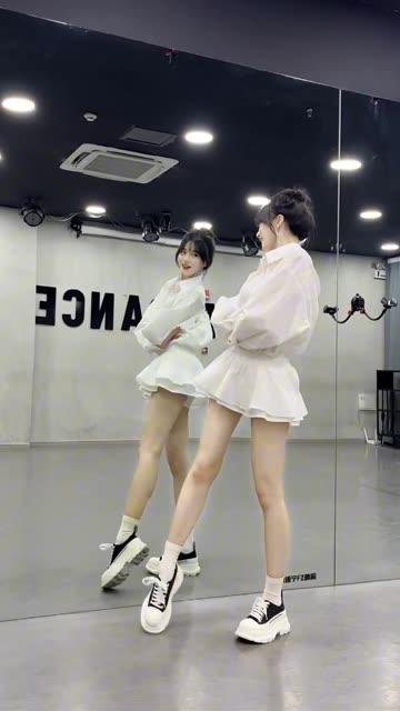 椰羊妹妹定制视频的背后故事，了解定制内容如何诞生