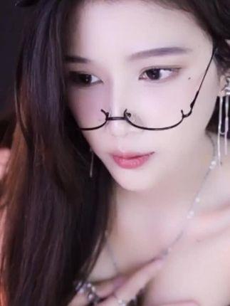 斗鱼萌七最新跳舞视频，观看萌七最新发布的跳舞视频合集