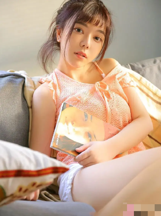 刘飞儿写真图片被做成娃娃,自曝做过等身抱枕 刘飞儿写真图片被做成娃娃,自曝做过等身抱枕