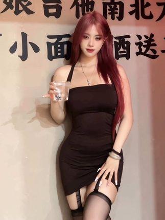 CC直播舞蹈小野马热舞视频，为什么她的热舞永远吸引人？