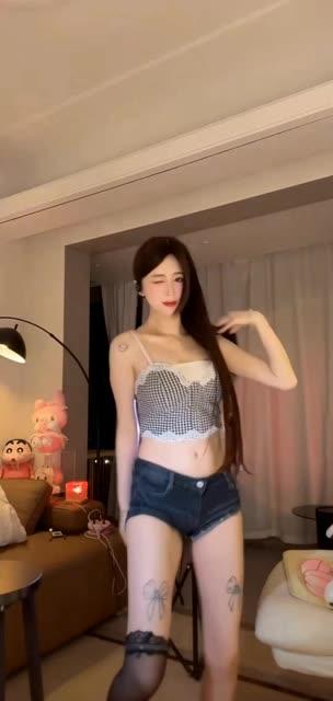 斗鱼乔妹是几年的，回顾乔妹在斗鱼平台的职业生涯起点