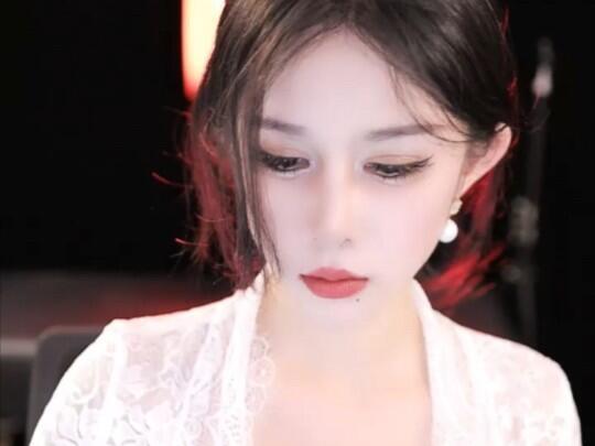 网易CC奶尤热舞微博合集,最新动态一网打尽 网易CC奶尤热舞微博合集,最新动态一网打尽