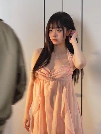 网易CC灰灰娜的高级舞蹈定制，体验极致内容的完美享受