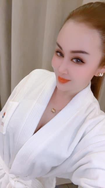 魅澜希虎牙跳舞视频合集，收录她的最火舞蹈视频