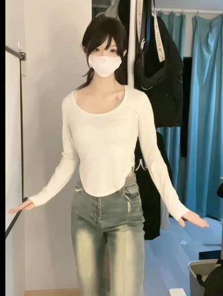 周童潼虎牙直播细节分析，她如何让直播变得更有趣