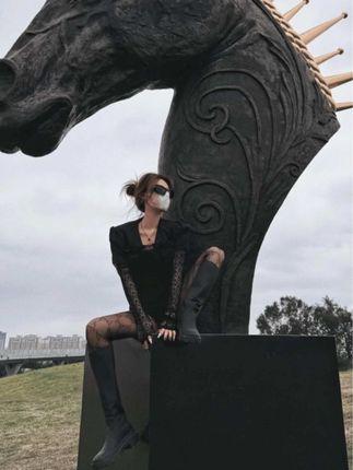 网易CC舞蹈小野马定制视频合集，如何订阅和观看她的私人表演？