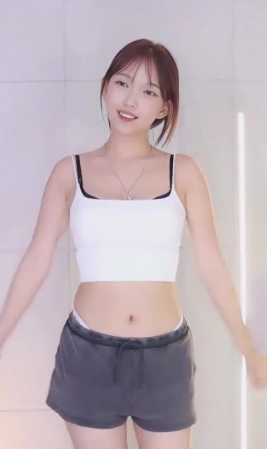 网易CC可可可宝儿订制服务，私人订制如何成为爆款