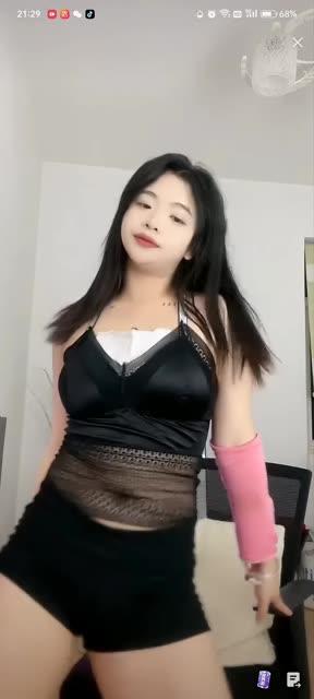 雪梨(小小兔)定制舞蹈视频揭秘,为什么她的表演如此吸引人? 雪梨(小小兔)定制舞蹈视频揭秘,为什么她的表演如此吸引人?