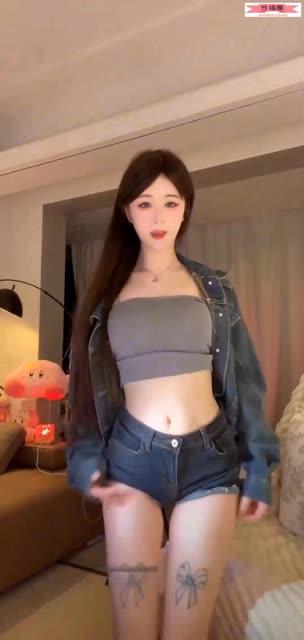 斗鱼乔妹eve定制，探索乔妹为粉丝定制的专属舞蹈