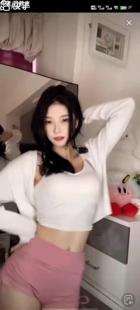 网易CC耶耶高级定制热舞合集,粉丝最爱的经典瞬间 网易CC耶耶高级定制热舞合集,粉丝最爱的经典瞬间