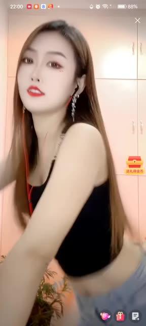 网易CC雪梨最新定制舞蹈视频合集,探索她独特的舞蹈风格 网易CC雪梨最新定制舞蹈视频合集,探索她独特的舞蹈风格