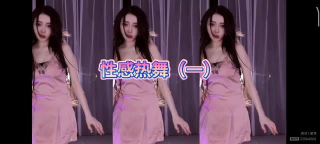 虎牙林软软私人订制微博，她的微博私人订制资源在哪找？