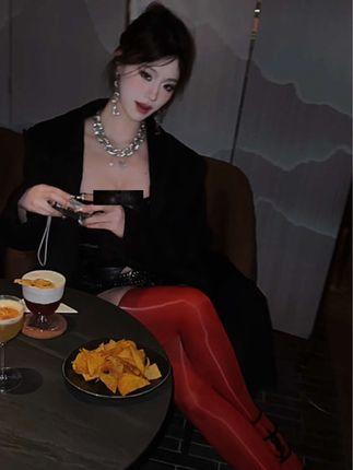 舞蹈小野马最新定制作品,她的每个舞蹈都充满力量与魅力 舞蹈小野马最新定制作品,她的每个舞蹈都充满力量与魅力