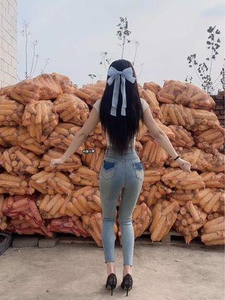 网易CC小果最新舞蹈动态,如何第一时间获取她的资源? 网易CC小果最新舞蹈动态,如何第一时间获取她的资源?