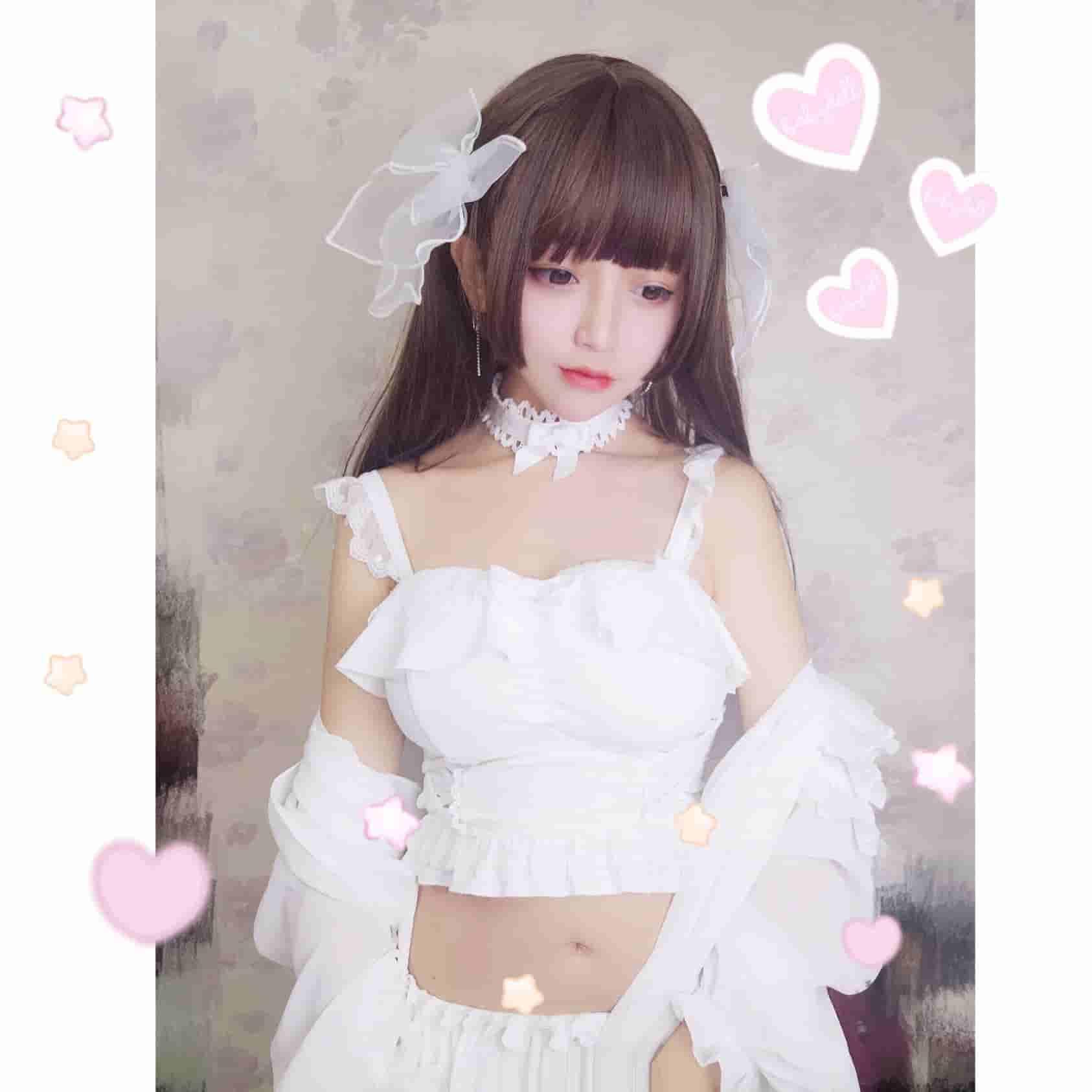 过期米线线喵优等生绝美图片，过期米线线喵没p过的日常素颜图包？