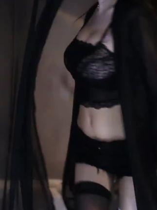 斗鱼一只萌七哟o加特林，探索萌七在斗鱼平台的加特林舞蹈