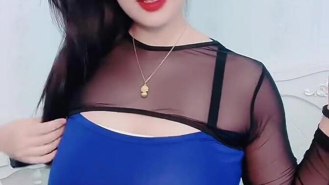 安妮朵朵在哪直播？她的直播间每天更新精彩内容