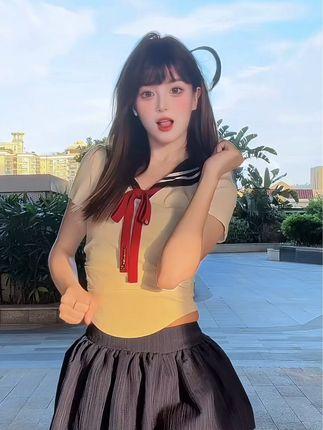 桃酥酥加特林热舞,虎牙娱加桃酥酥的经典动作 桃酥酥加特林热舞,虎牙娱加桃酥酥的经典动作