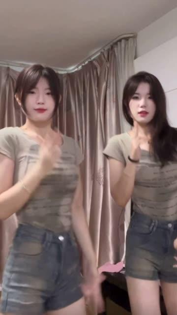 CC欣彤万元定制舞蹈舞动财富与激情,欣彤万元定制舞蹈的独特魅力 CC欣彤万元定制舞蹈舞动财富与激情,欣彤万元定制舞蹈的独特魅力