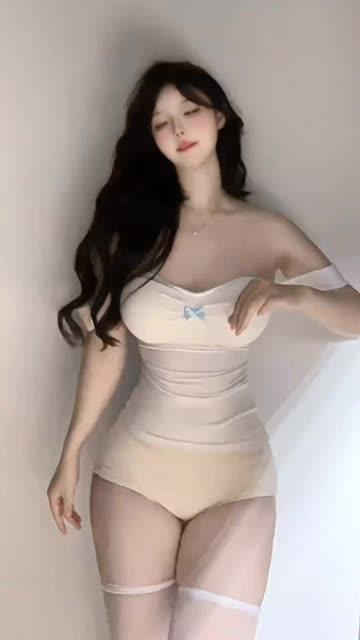 CC小吴同学舞蹈微博最新动态,实时更新她的精彩舞姿 CC小吴同学舞蹈微博最新动态,实时更新她的精彩舞姿