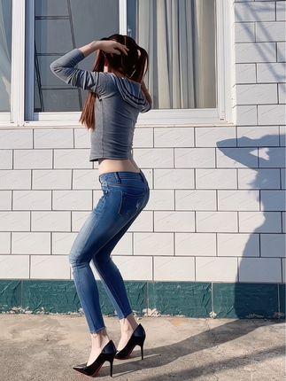 网易CC小果付费舞蹈合集推荐,如何找到高质量定制作品? 网易CC小果付费舞蹈合集推荐,如何找到高质量定制作品?