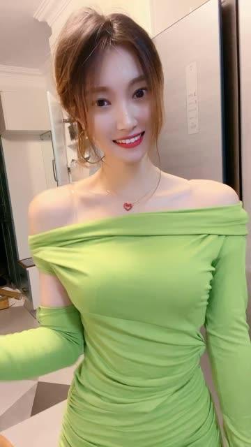 魅澜希虎牙跳舞视频合集，收录她的最火舞蹈视频