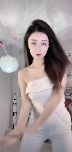 虎牙娱加蛋宝宝热舞跟着虎牙娱加蛋宝宝学跳热舞,最新的虎牙娱加蛋宝宝热舞视频 虎牙娱加蛋宝宝热舞跟着虎牙娱加蛋宝宝学跳热舞,最新的虎牙娱加蛋宝宝热舞视频