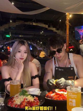 CC舞蹈小野马民国风舞蹈，她的表演为何独树一帜？