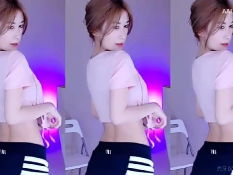 CC雪梨定制舞蹈合集，深入了解她的舞蹈风格与创意设计