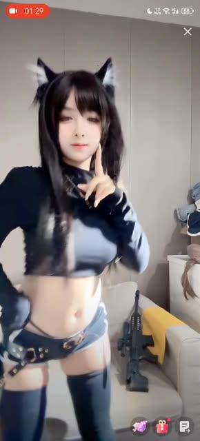 CC耶耶至尊版微博舞蹈合集，从热舞到定制全解析