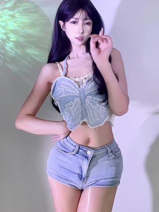 网易CC奶尤摩托大招舞蹈合集，创意表演的全新高度