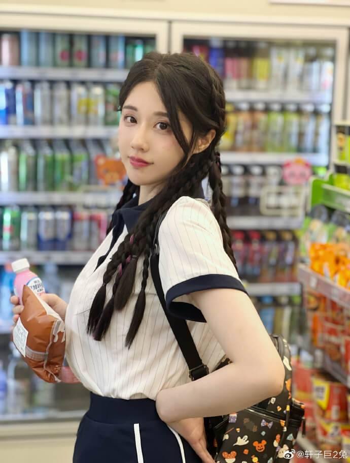 主播轩子巨二兔个人资料曝光,懂得抓住看点的妹子 主播轩子巨二兔个人资料曝光,懂得抓住看点的妹子