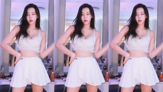 斗鱼张琪格舞蹈视频分析,深度分析张琪格舞蹈风格与表现技巧 斗鱼张琪格舞蹈视频分析,深度分析张琪格舞蹈风格与表现技巧