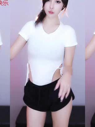 丸子超凶吼叫视频合集，经典作品为何引发热议？