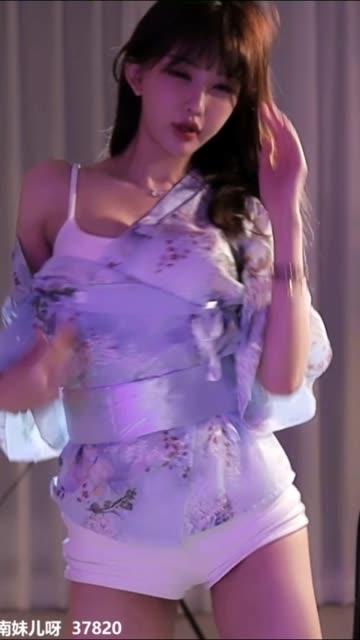 网易CC深田老师万元定制视频的评价，真实反馈与分析