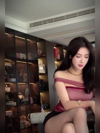 果果超哇塞呀舞蹈作品赏析，细品她的每一个舞步