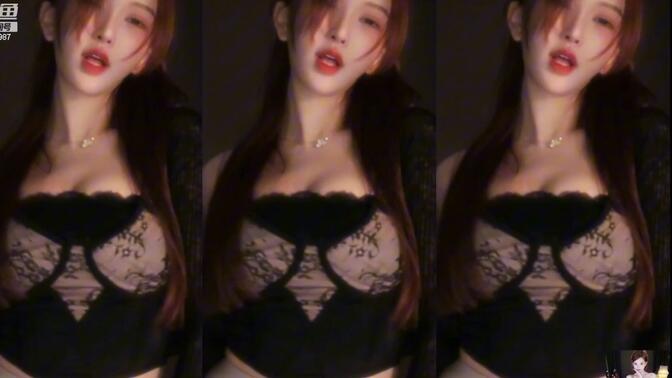 网易cc丸子超凶至尊版红光效果光影交织如何提升舞蹈表现，cc丸子超凶红光效果解析为何这种光效成为舞蹈的亮点