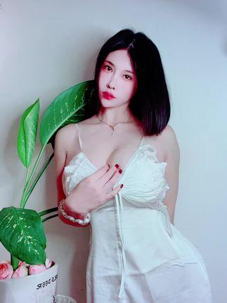 网易CC白妖妖直播动态,粉丝热议她的舞蹈资源 网易CC白妖妖直播动态,粉丝热议她的舞蹈资源