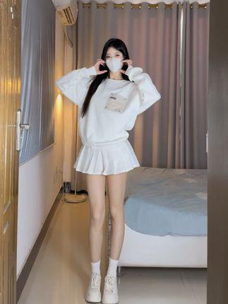 蓝云小园网络梗的来源解析,她为何成为热议焦点? 蓝云小园网络梗的来源解析,她为何成为热议焦点?