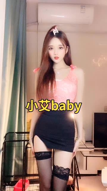 CC妃儿baby大幅度舞蹈视频解析，如何欣赏她的动态表现？